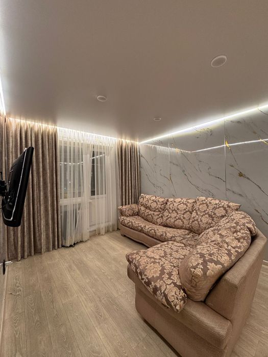 Продам 3х квартиру центр