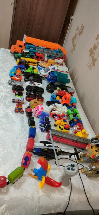 Игрушки  современные