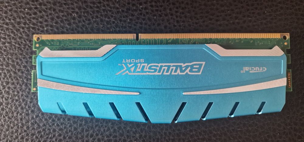 DDR3  RAM 4 GB in stare perfecta
