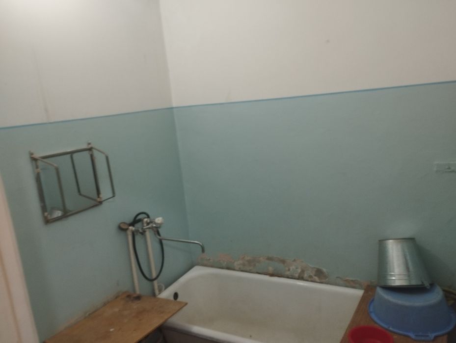 1 xonali Kvartira Sotiladi