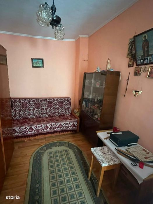 Comision Zero - Casa 3 camere Indiviziune -  strada Grivitei