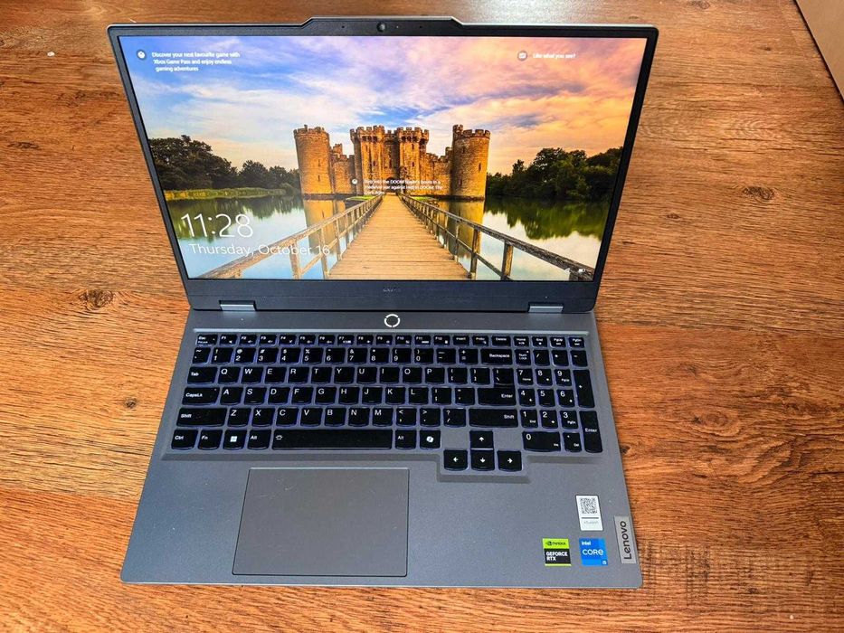 Laptop ca nou, rapid si fiabil.