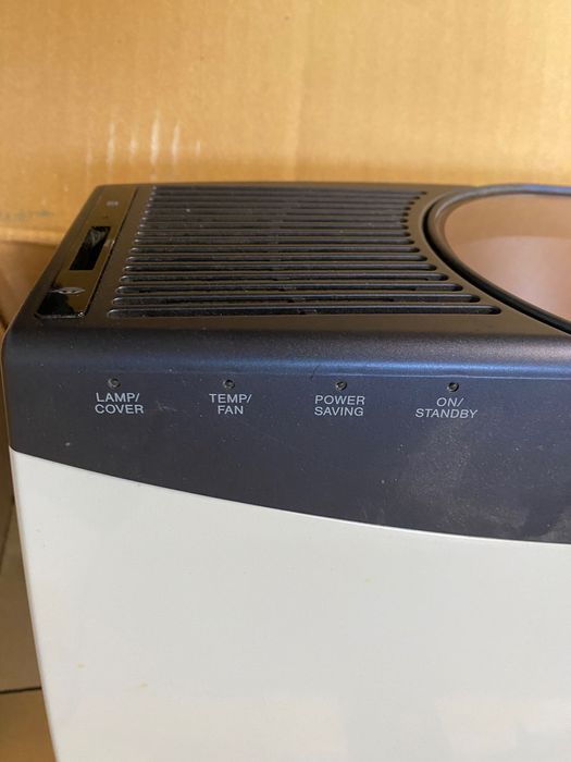 Проeктор Sony cineza VPL-HS10