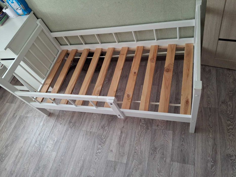 Детская кровать продам