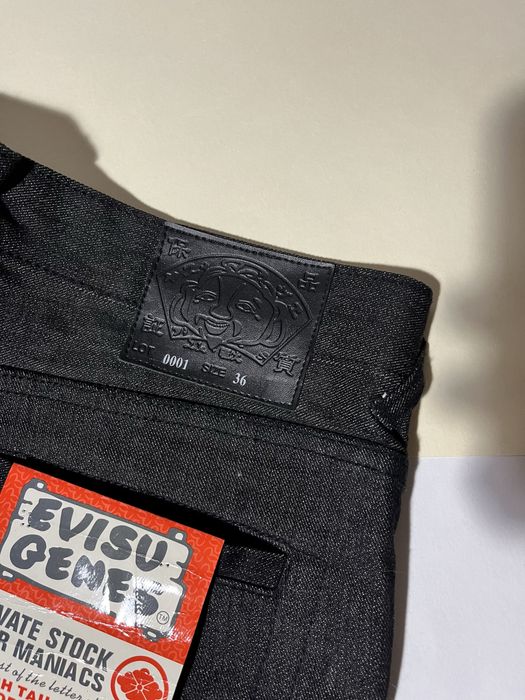 две пары винтажных джинс evisu