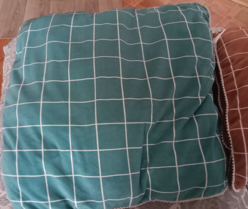 Подушки по 1000, срочно