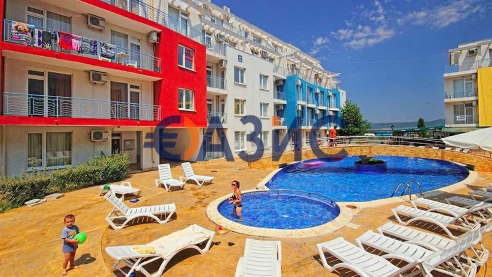 Продава се Двустаен апартамент в к.к. Слънчев бряг - 92 кв.м за 344 €/кв.м - Снимка #2