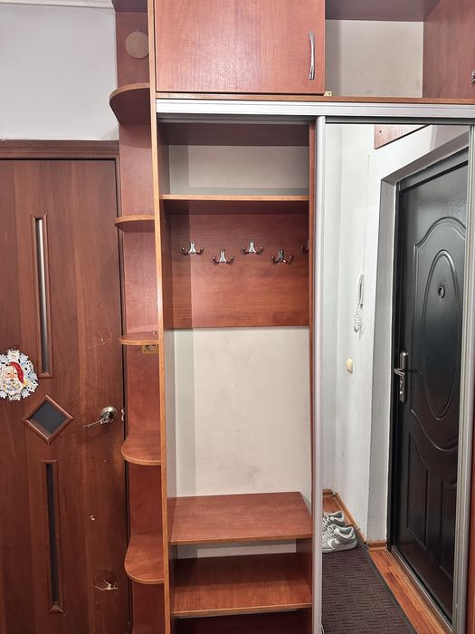 Шкаф для прихожей / коридора