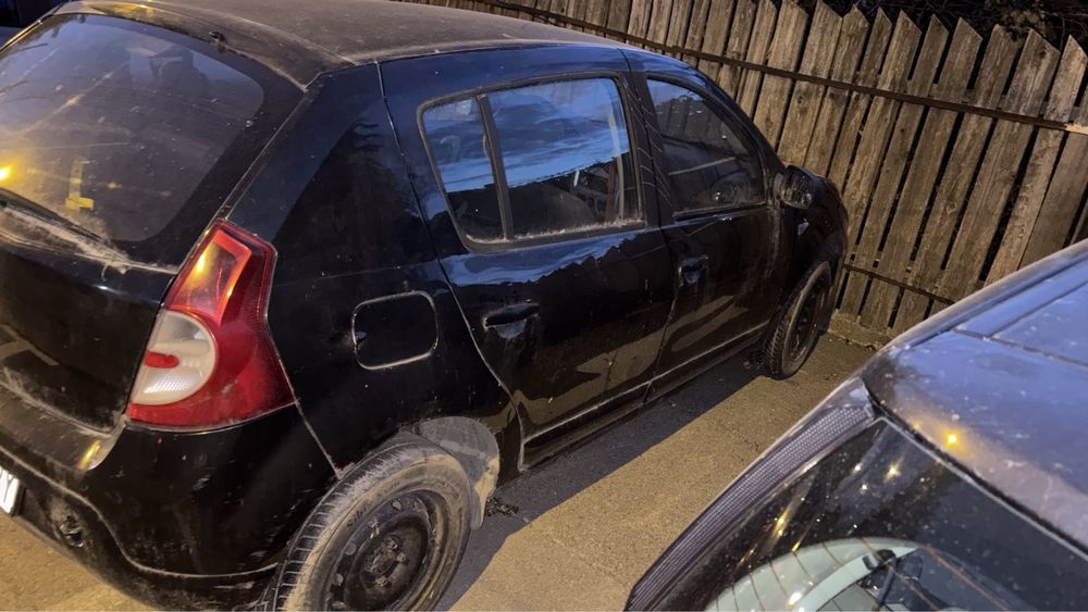 Vand Dacia Sandero 2011