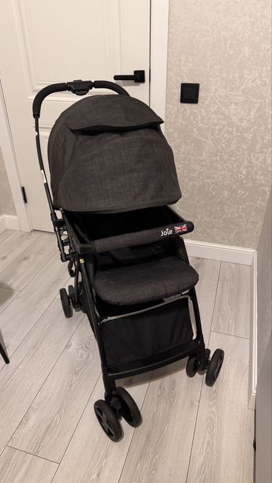 Продам коляску прогулочную