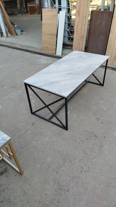 Loft mebel jurnalniy stol