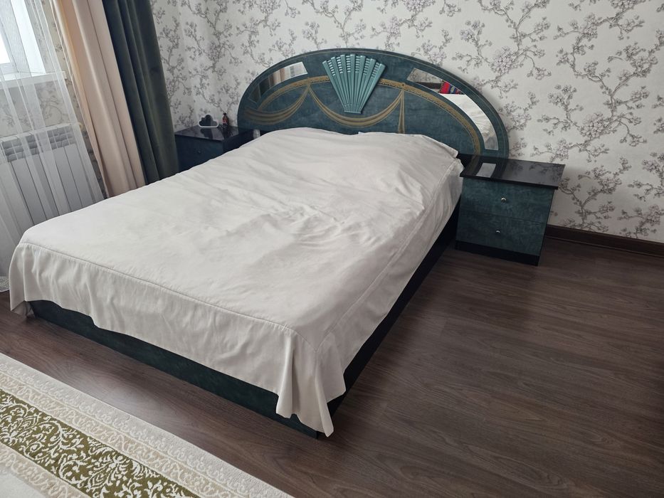 Спальная кровать