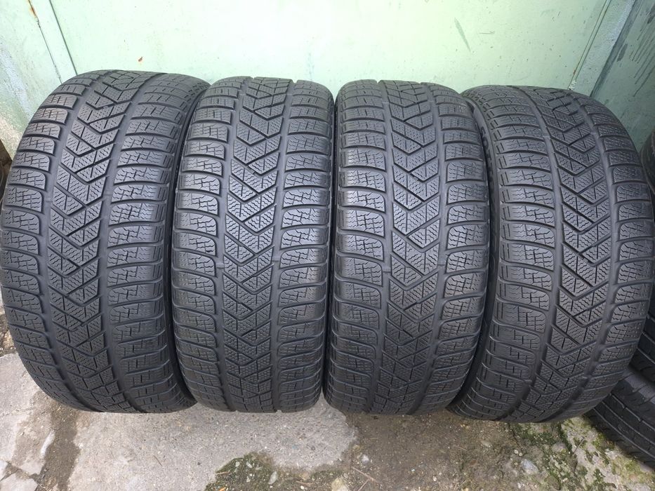 245 40 20 Anvelope de iarnă Pirelli Sottozero 3 Dot 29.22