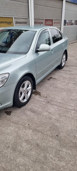 SKODA Octavia 2012 — imagine 4
