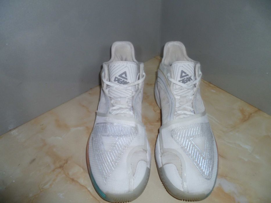 PEAK спортни обувки