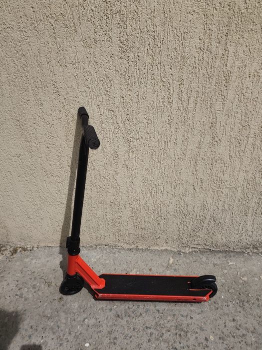 Trotinete de scheme și plimbare