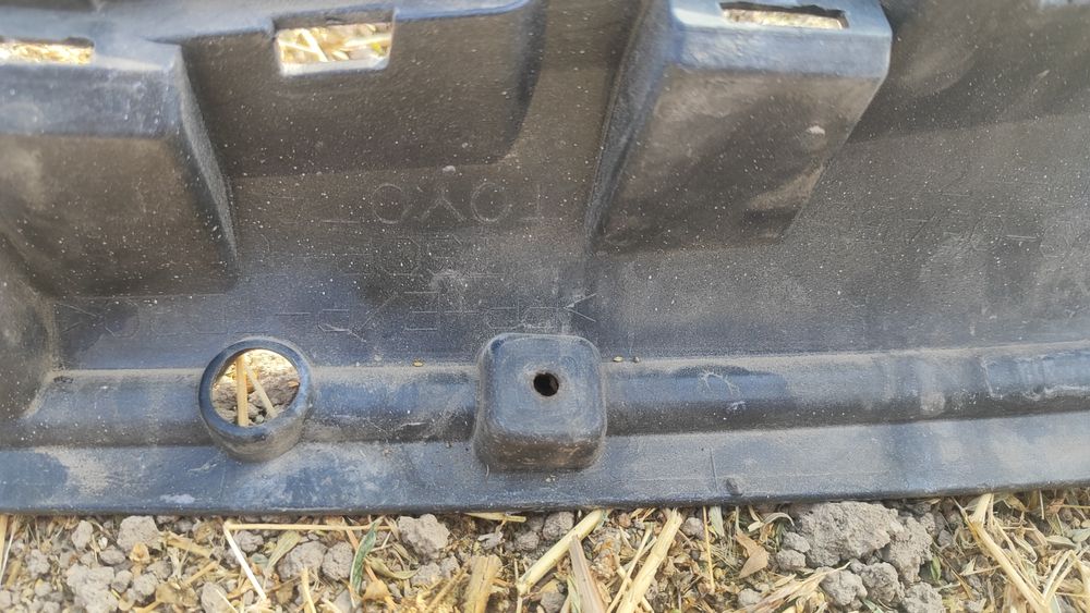 Бампер передний оригинал камри 55 Американс