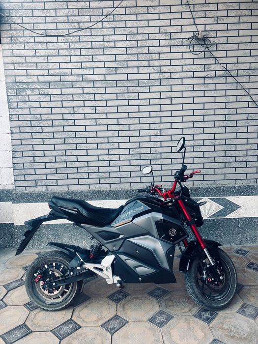 Skuter sotiladi narxini kelishamiz