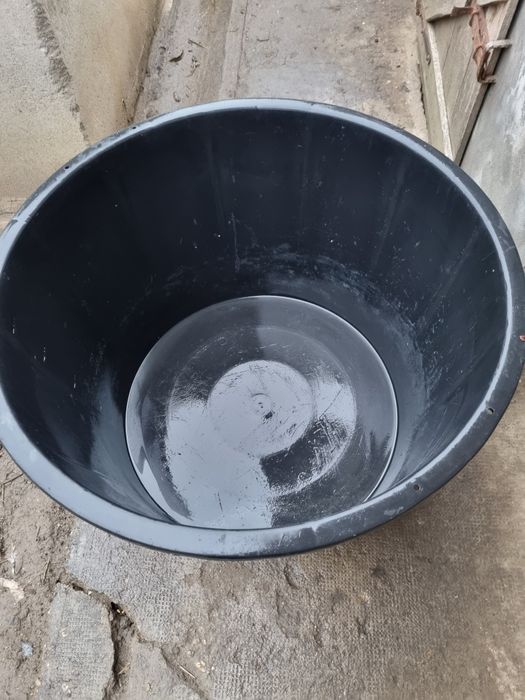 De vanzare recipient plasstic