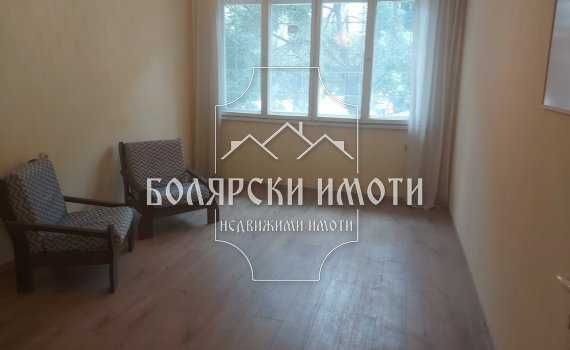 Дава се под наем Офис в Велико Търново, Център - 115 кв.м за 331.5 € - Снимка #3