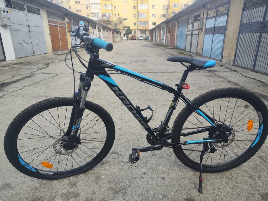 Vând  Bicicleta Kross Hexagon 5.0