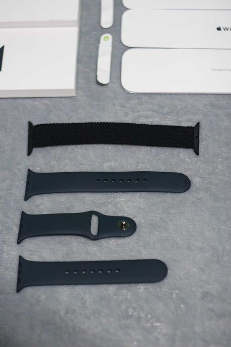 Apple Watch 8 98% baterie