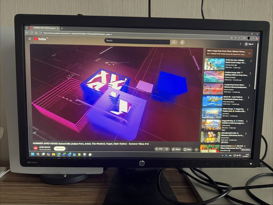 Монитор HP 23 инча