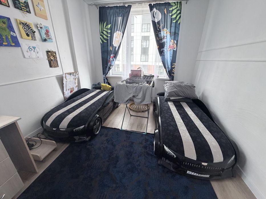 Продам кроватки машинки детские