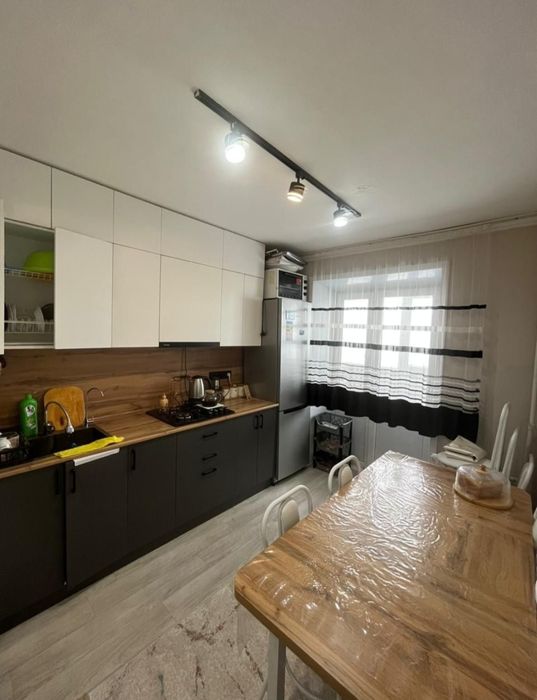 Продам 4 ком квартиру