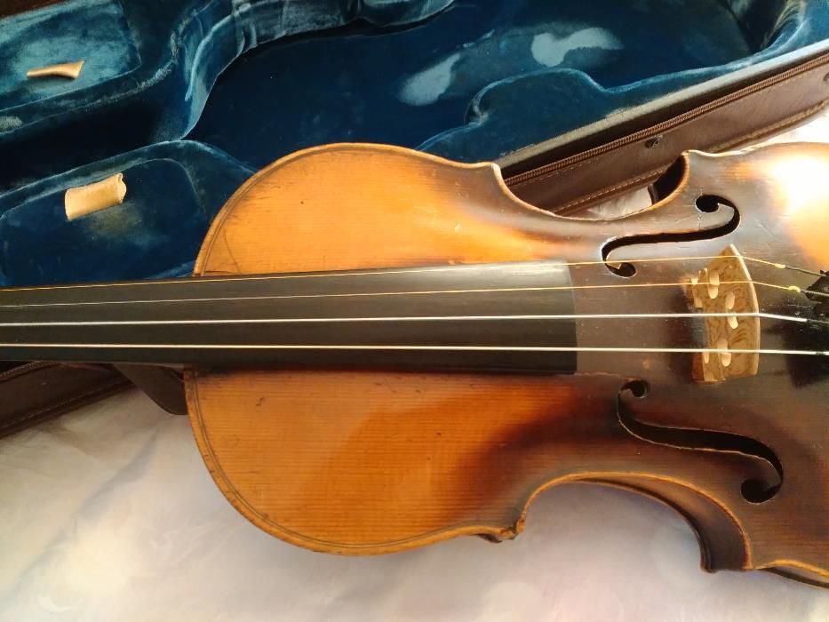 Цигулка с 2 лъка