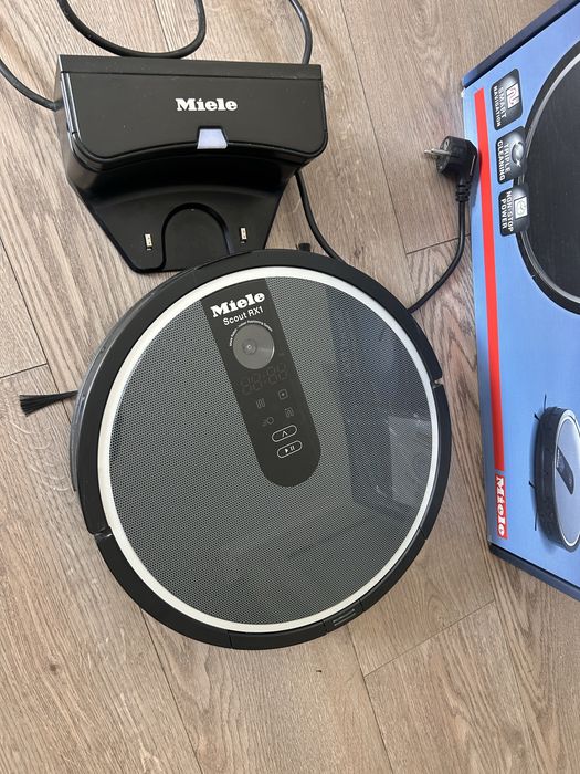 Робот прахосмукачка Miele