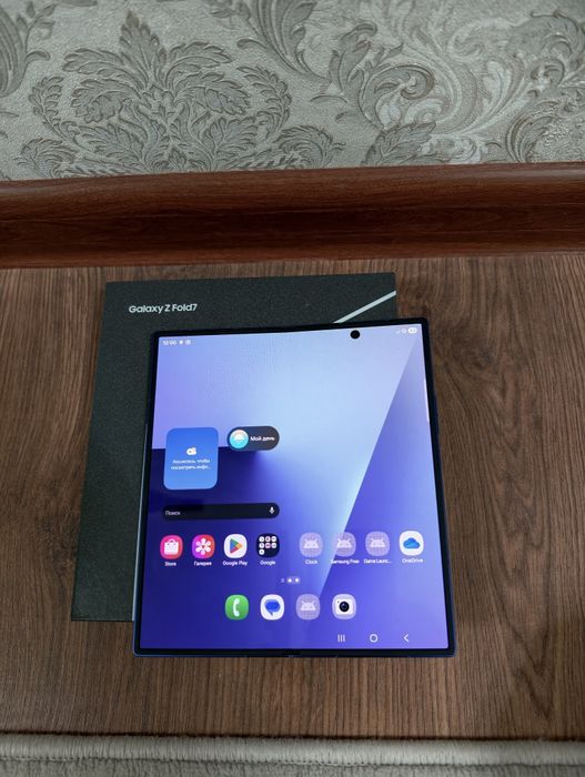 Samsung Z Fold 7  12/512 gb