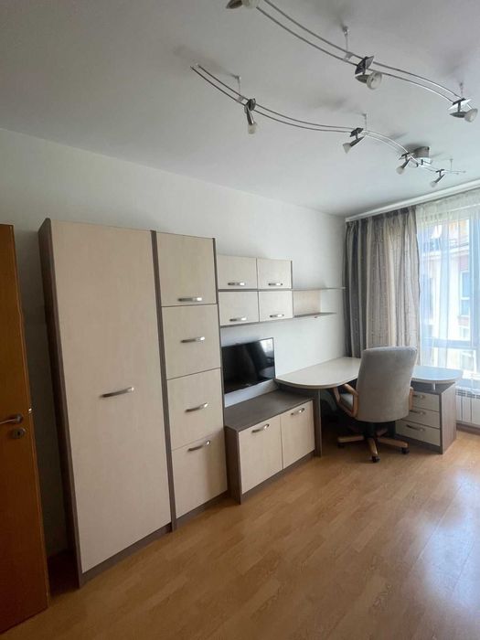 Дава се под наем Тристаен апартамент в София, Борово - 140 кв.м за 1000 € - Снимка #5