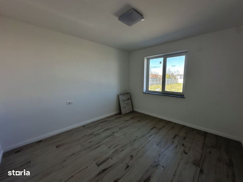 Casa nouă premium - la intrare în Sântandrei, garaj