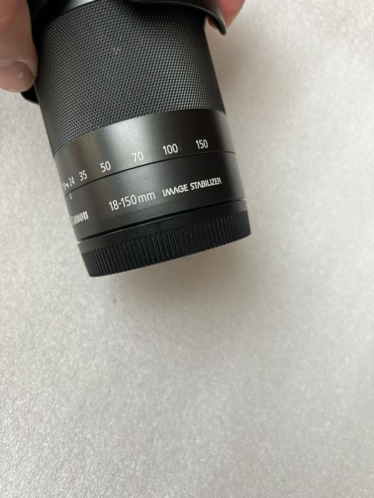 Canon EF-M 18-150mm f/3.5-6.3 IS STM