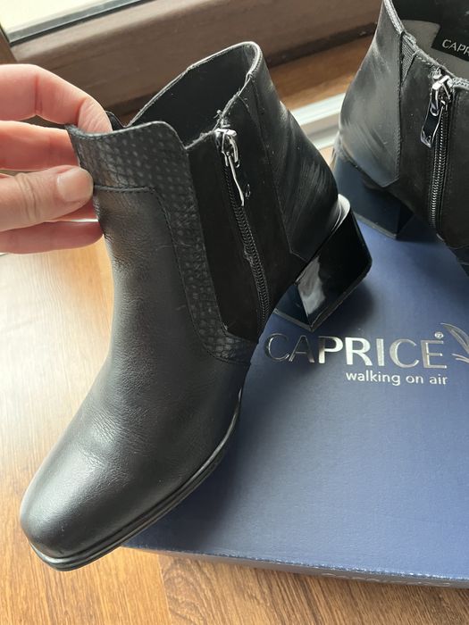 Черни боти на Caprice номер 38