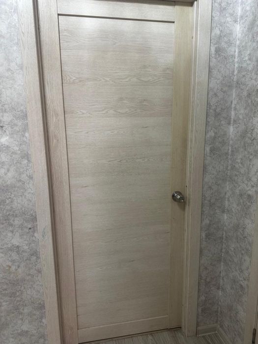 Продам б/у двери