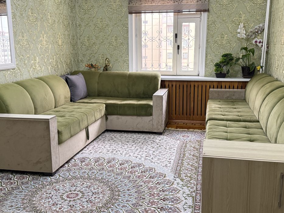 Диван большой б/у