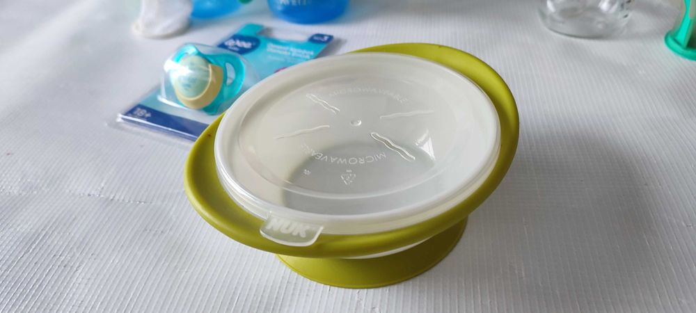 Philips Avent бе бешки бутилки с биберон ,нагревател и шишета за вода