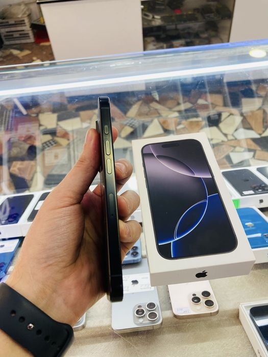 iPhone 16 Pro  256 gb black 100%