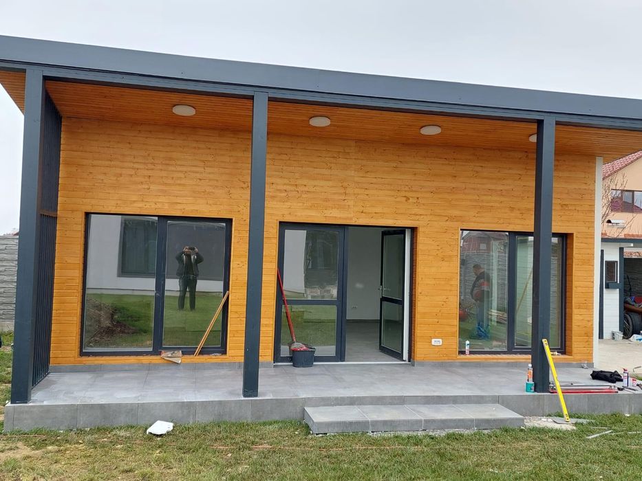 Case din lemn stratificat - la cheie