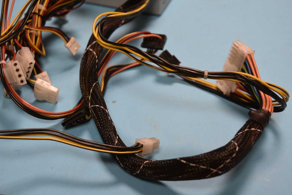 Компютърно захранване 400W Chieftec GPS-400AA-101 120мм FAN