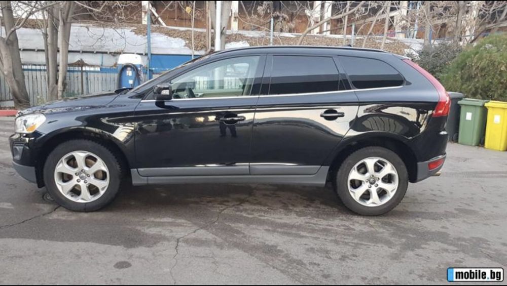 ВОЛВО XC60  дизел 2009 г. В ДВИЖЕНИЕ, кара се ежедневно!