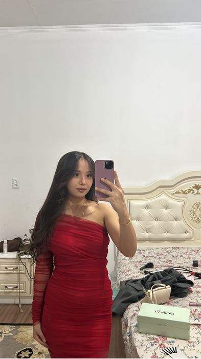 Платье красное вечернее