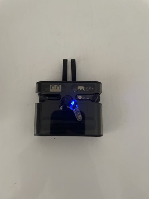 Наушники,в хорошом состоянии