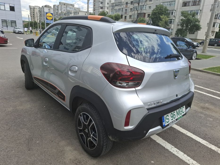 DACIA Spring 2022 — imagine 5