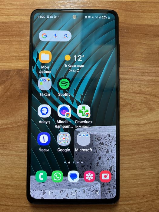 Samsung A72 в отличном состоянии