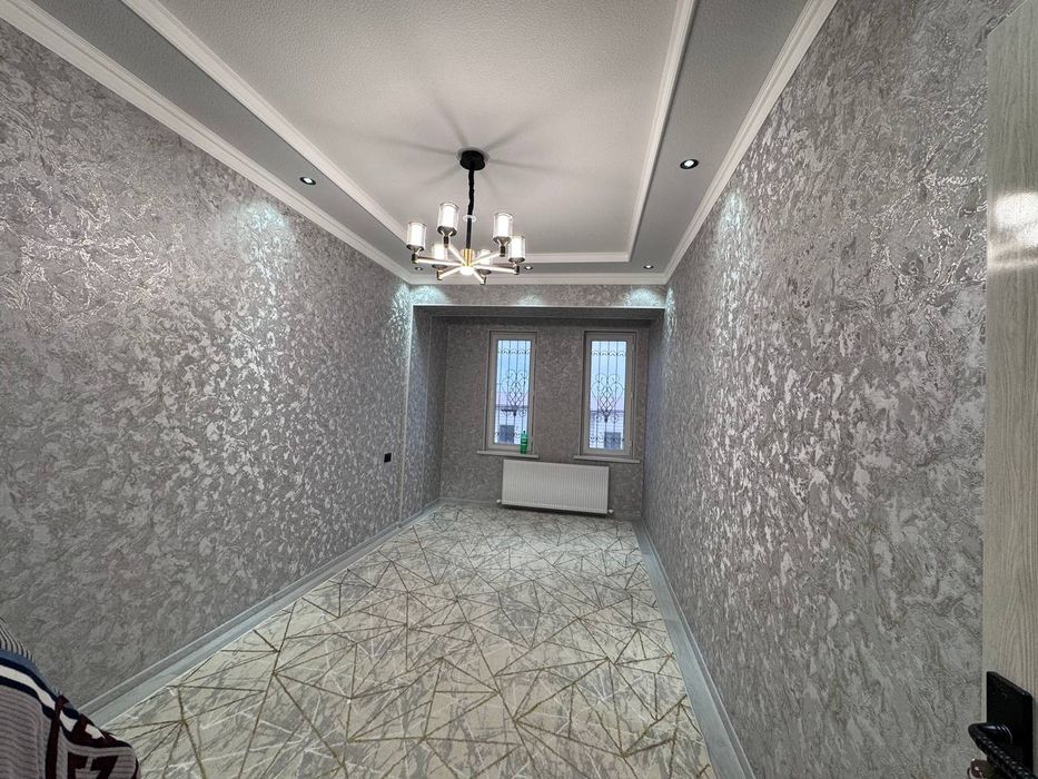 Сдается 3х комнатная квартира на 8этаже 7мкр 300$