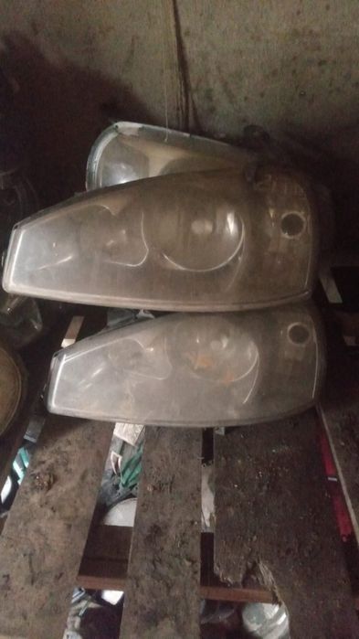 Продам фары на калину