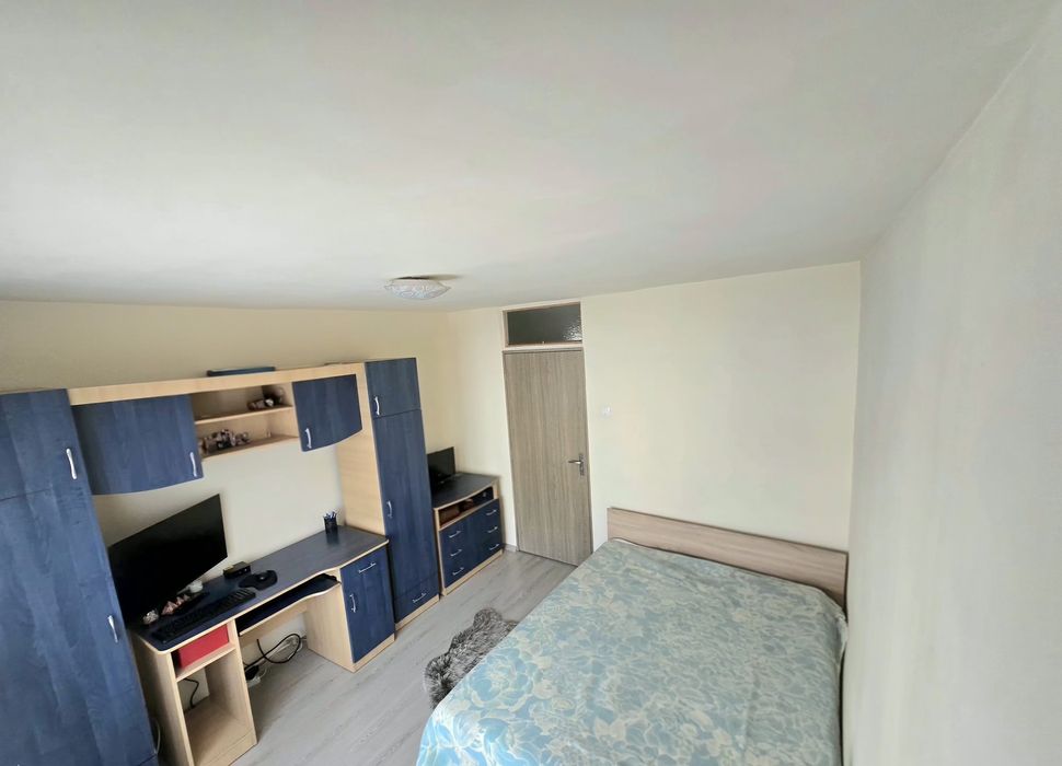 SCHIMB  apartament 3 camere București cu Vila/Casa in zona Brasov